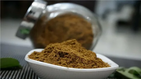 حنا وسمه قهوه‌ ای و سیاه با ماندگاری طولانی